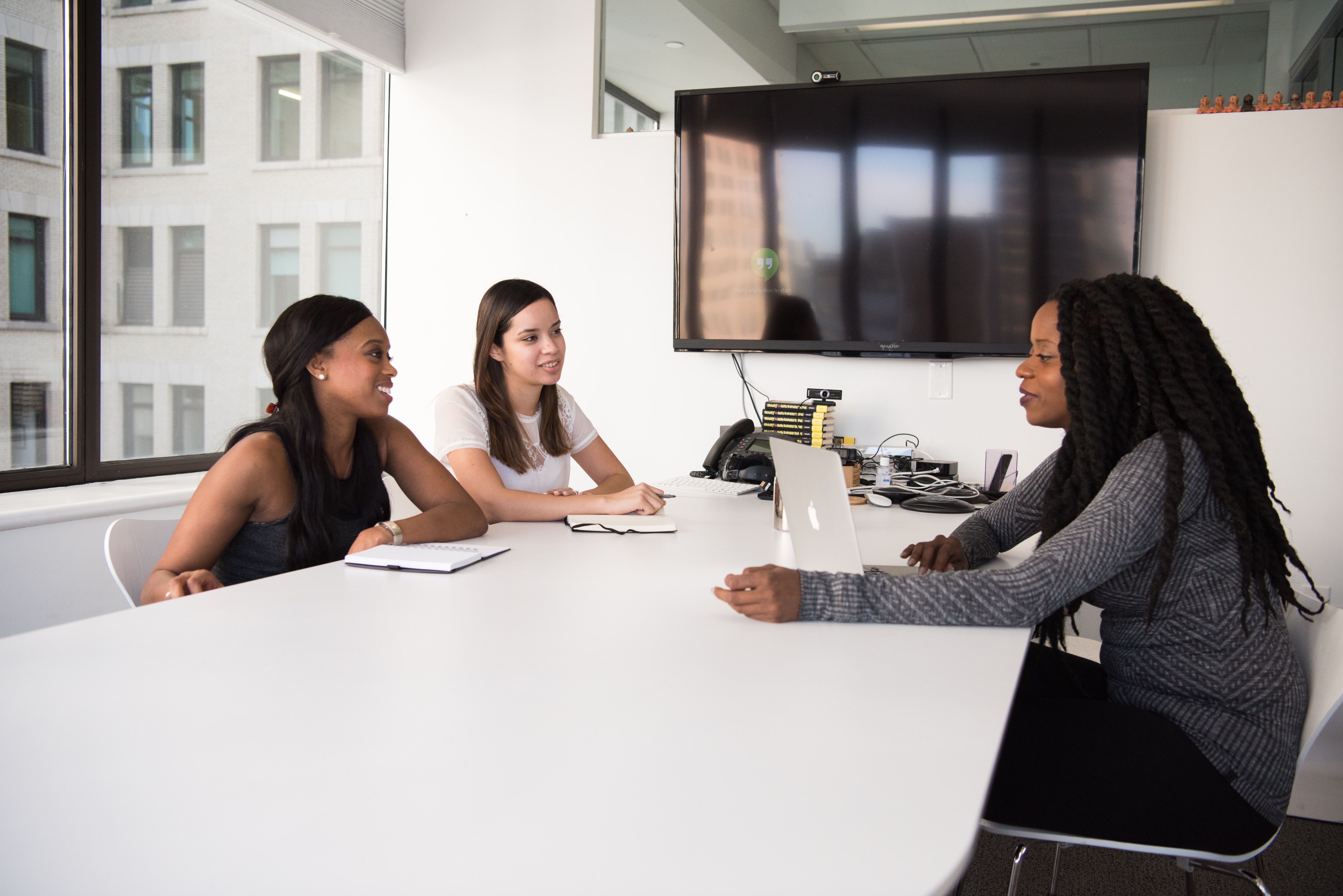 The Complete Guide to Onboarding in the Finance Sector